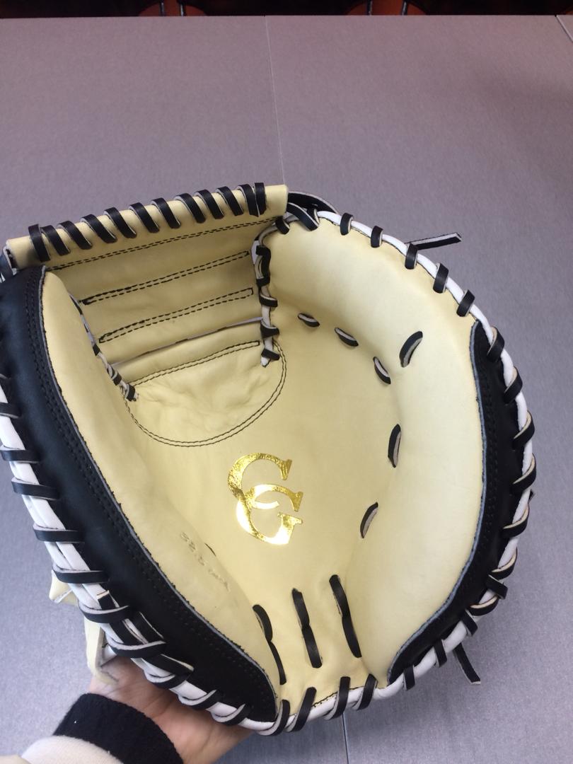 Customize catchers mitt shop